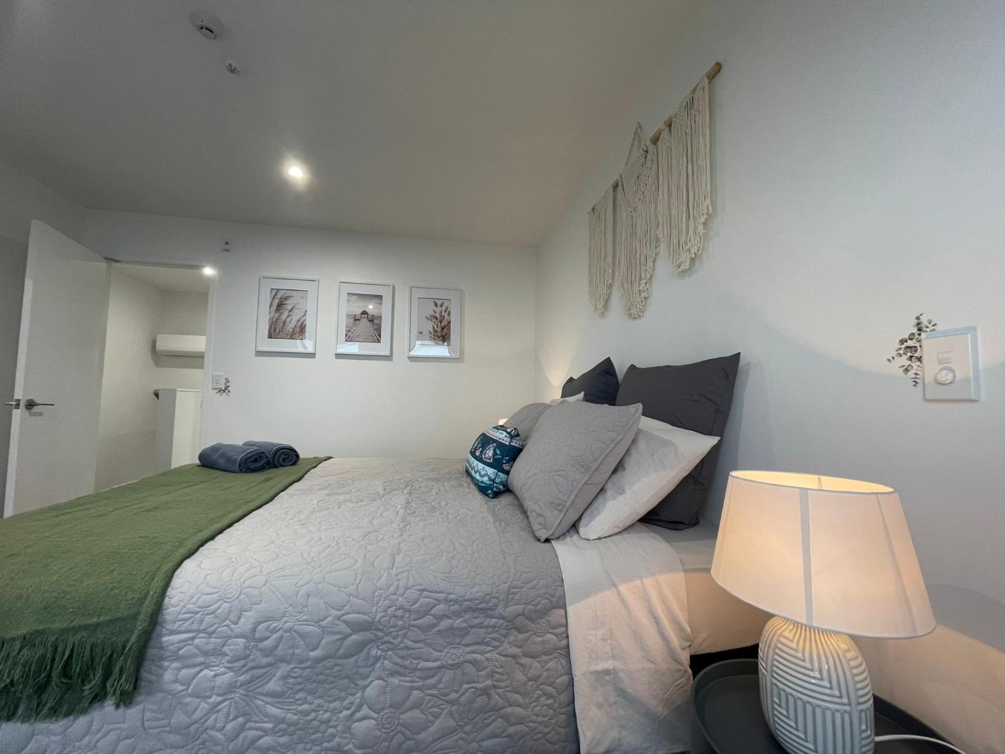 Luxury Cbd 2 Bed Near Riverside Market Free Parking! クライストチャーチ エクステリア 写真